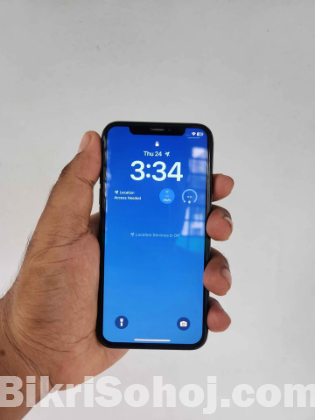 iPhone XS